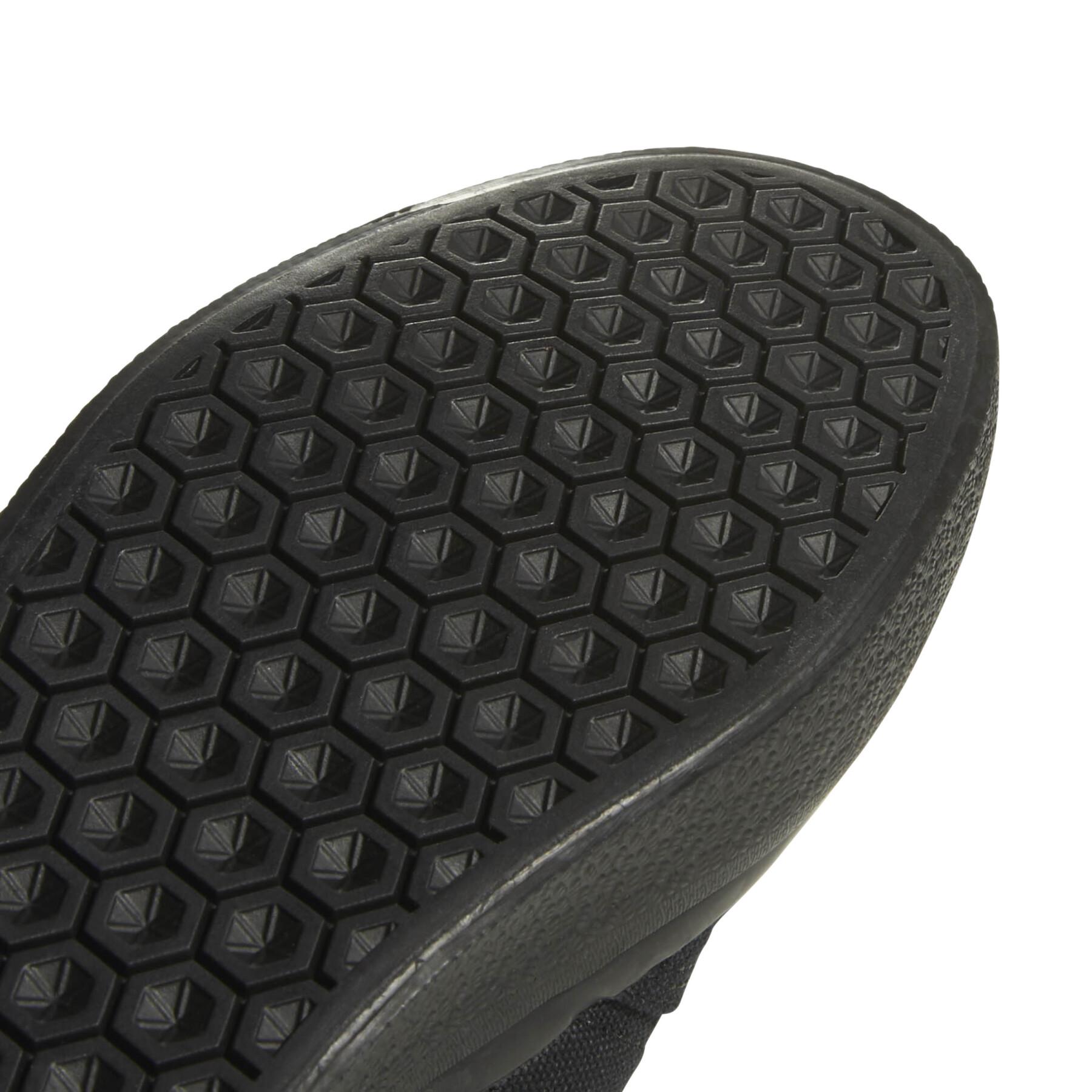 Sapatos adidas 3MC Vulc