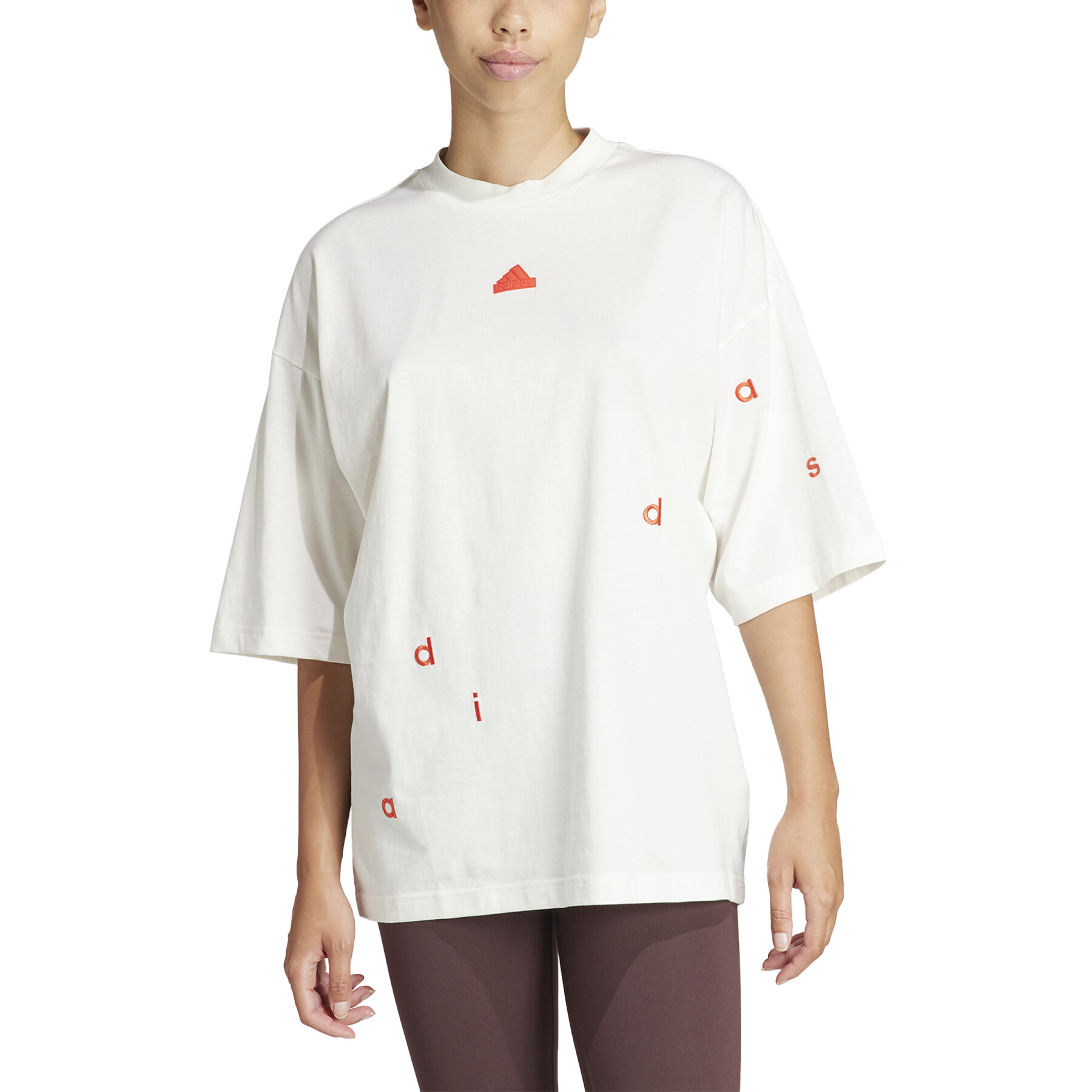 T-shirt feminina larga com bordados adidas